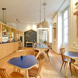 Away Hostel&coffee Shop Hostel Lyon